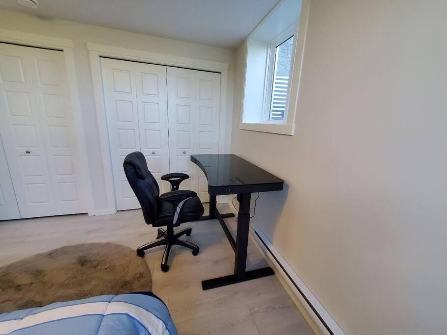 Apartamento Cozy Rockland Park Unit+Parking YYC Exterior foto