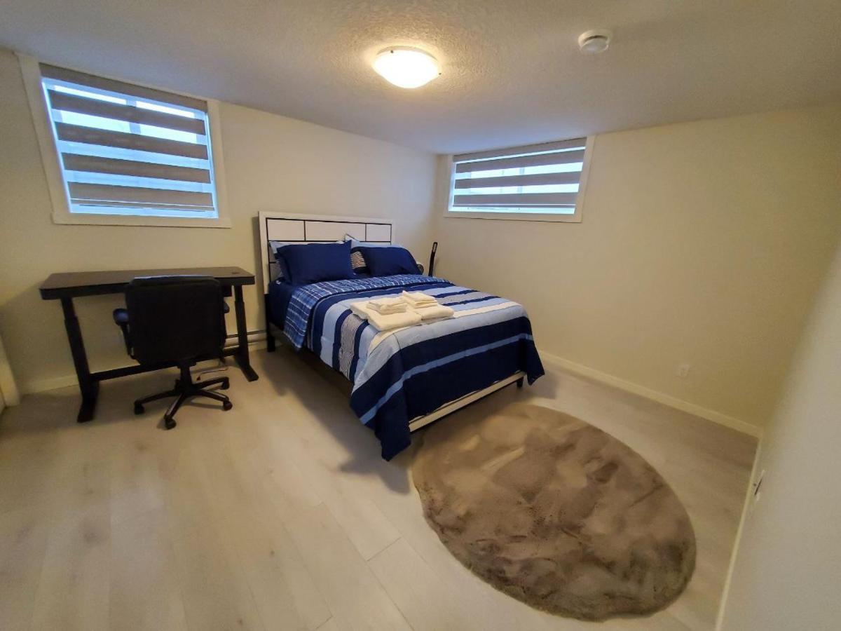 Apartamento Cozy Rockland Park Unit+Parking YYC Exterior foto