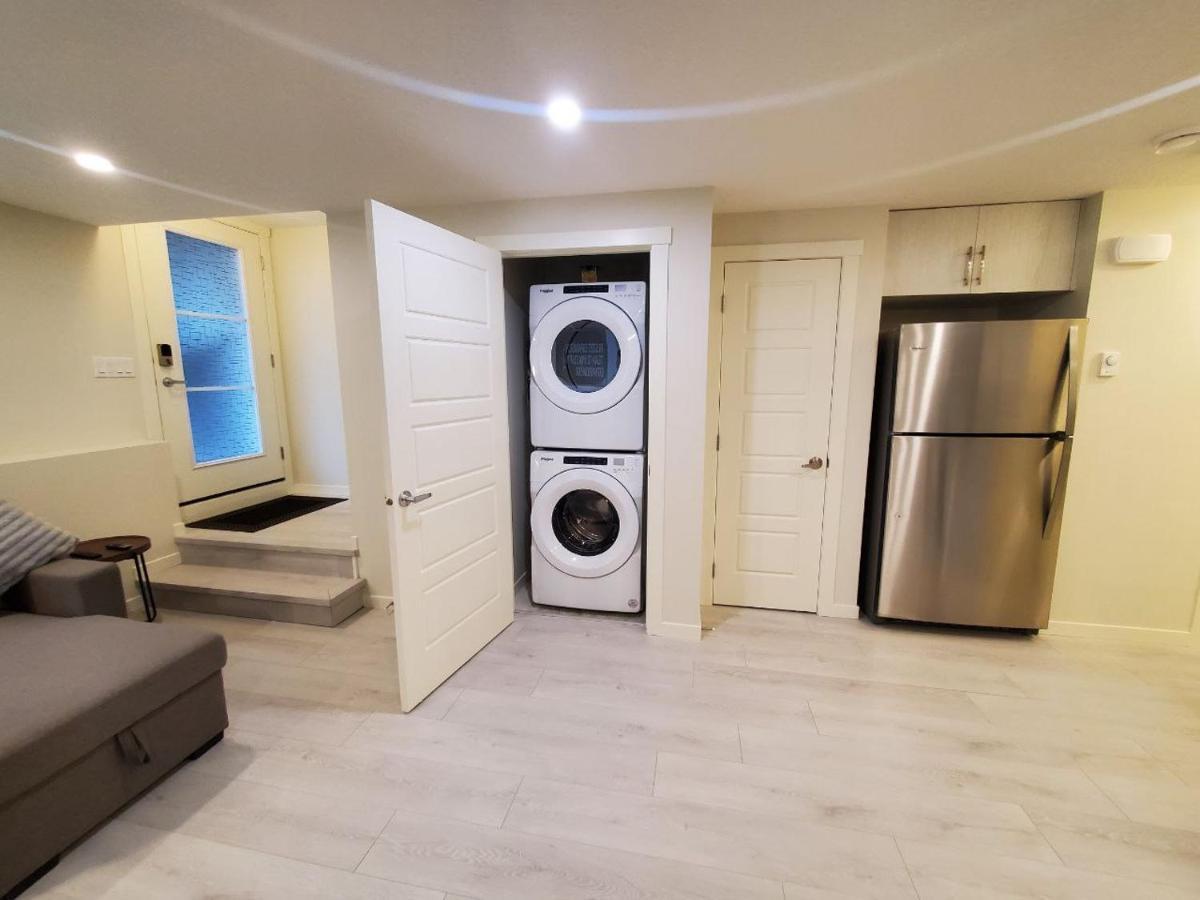 Apartamento Cozy Rockland Park Unit+Parking YYC Exterior foto