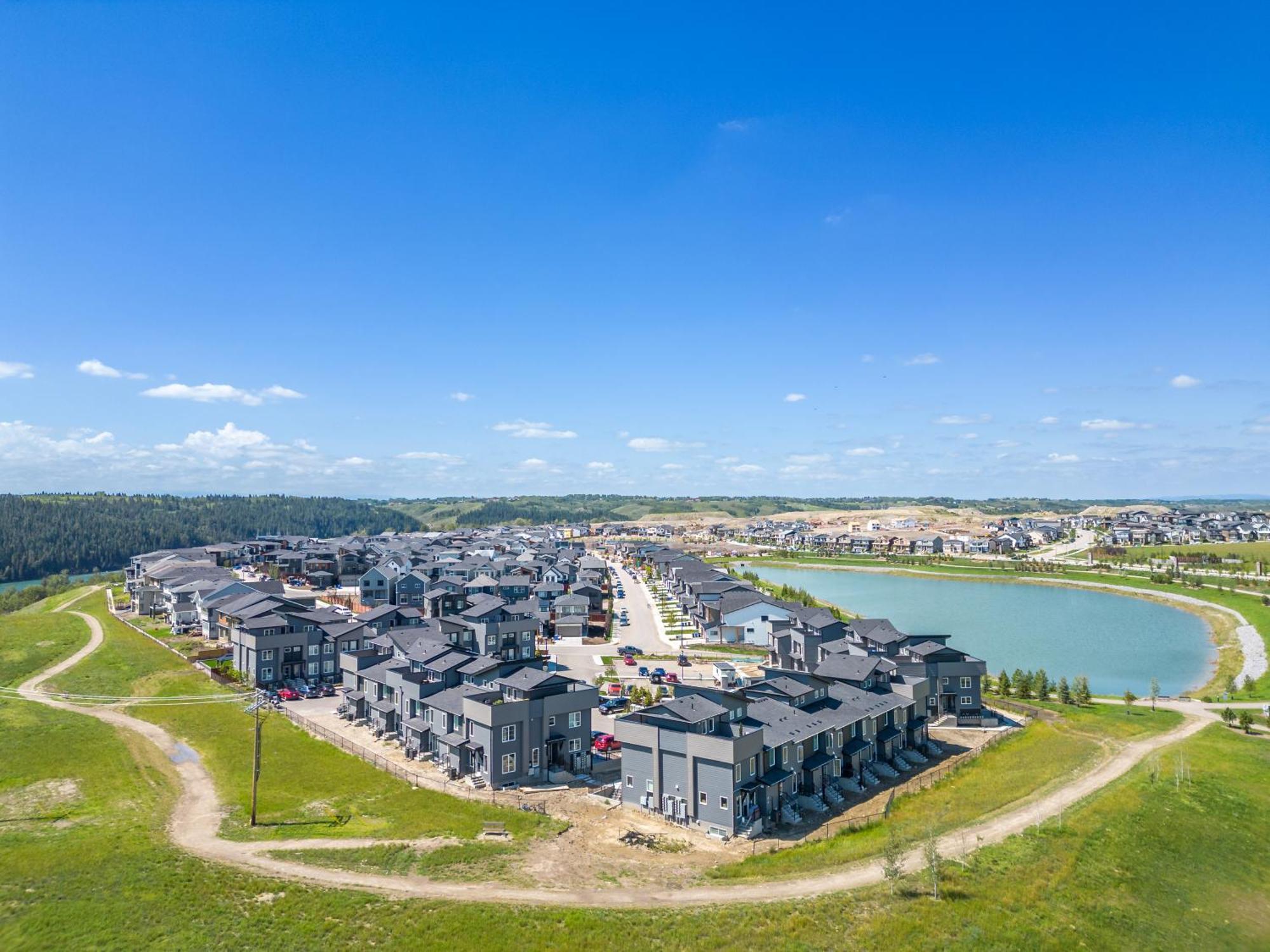 Apartamento Cozy Rockland Park Unit+Parking YYC Exterior foto