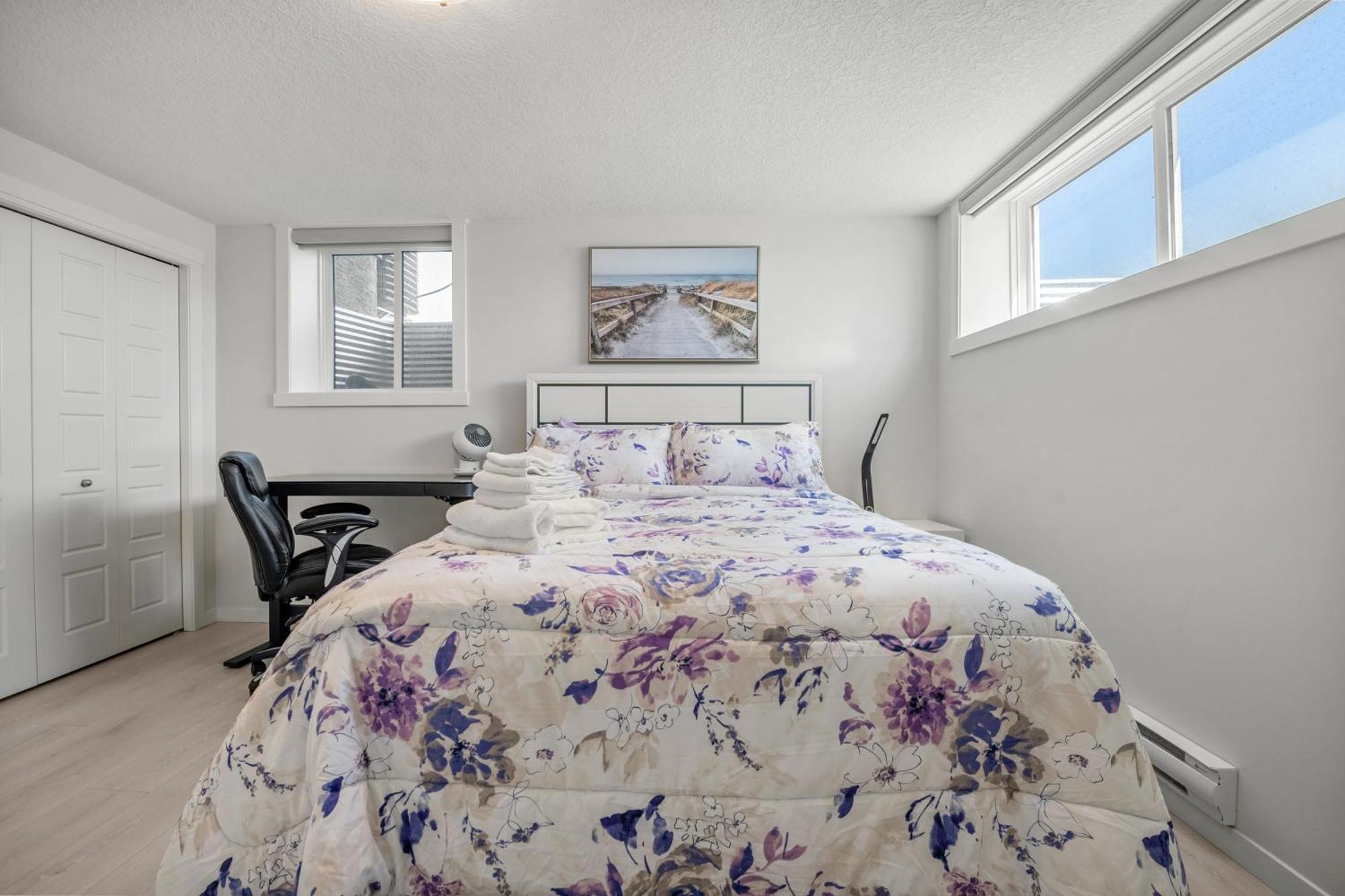 Apartamento Cozy Rockland Park Unit+Parking YYC Exterior foto