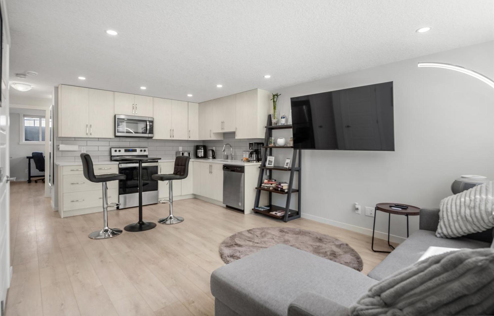 Apartamento Cozy Rockland Park Unit+Parking YYC Exterior foto